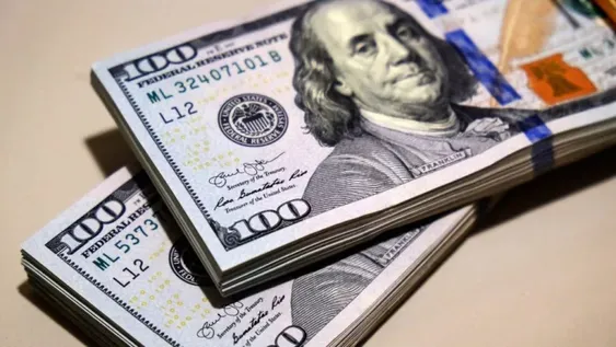 El dólar blue salto doce pesos: se negoció a $750 en la city porteña y a $765 en San Juan