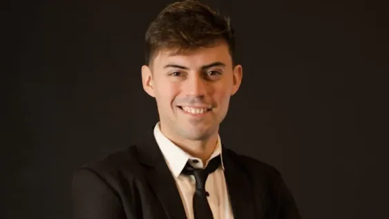 Un debut con el pie derecho