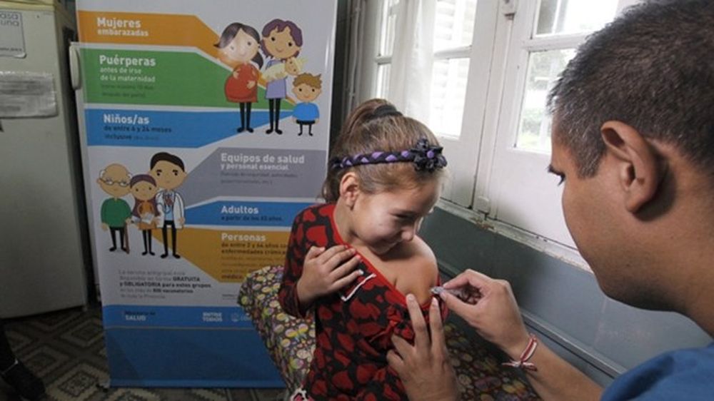 El lunes arranca la vacunación antigripal para embarazadas y niños: cómo será