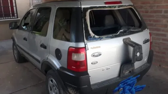 Denuncian que viven un drama desde que fueron a recuperar una moto que les robaron