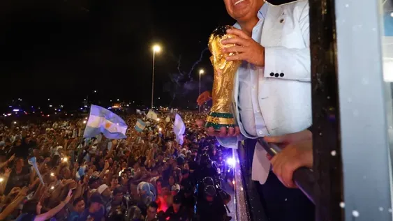 Tapia y los zigzag con el poder de turno