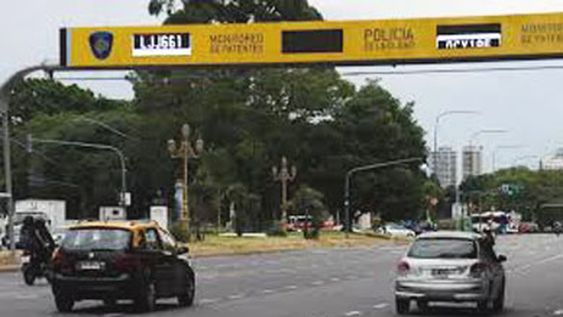 Un sistema federal para rastrear autos