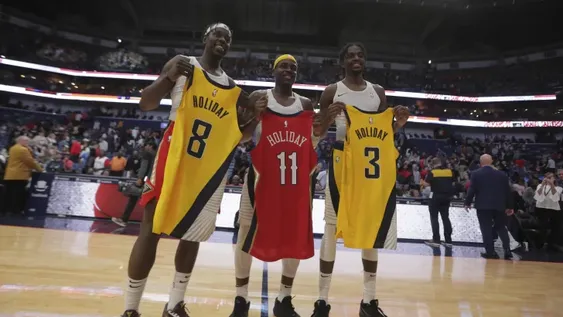 Los Holiday hicieron historia grande