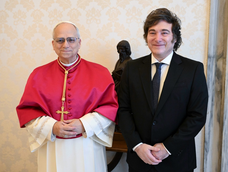 Papa León XIV y Javier Milei.