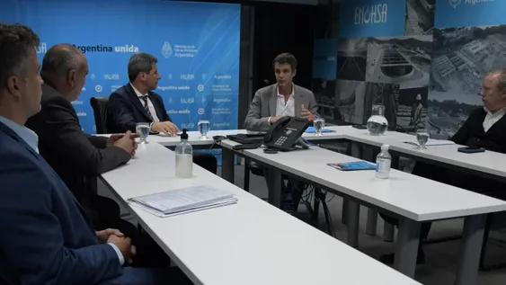 El Gobierno avanzó en el proceso para licitar obras de cloacas y agua