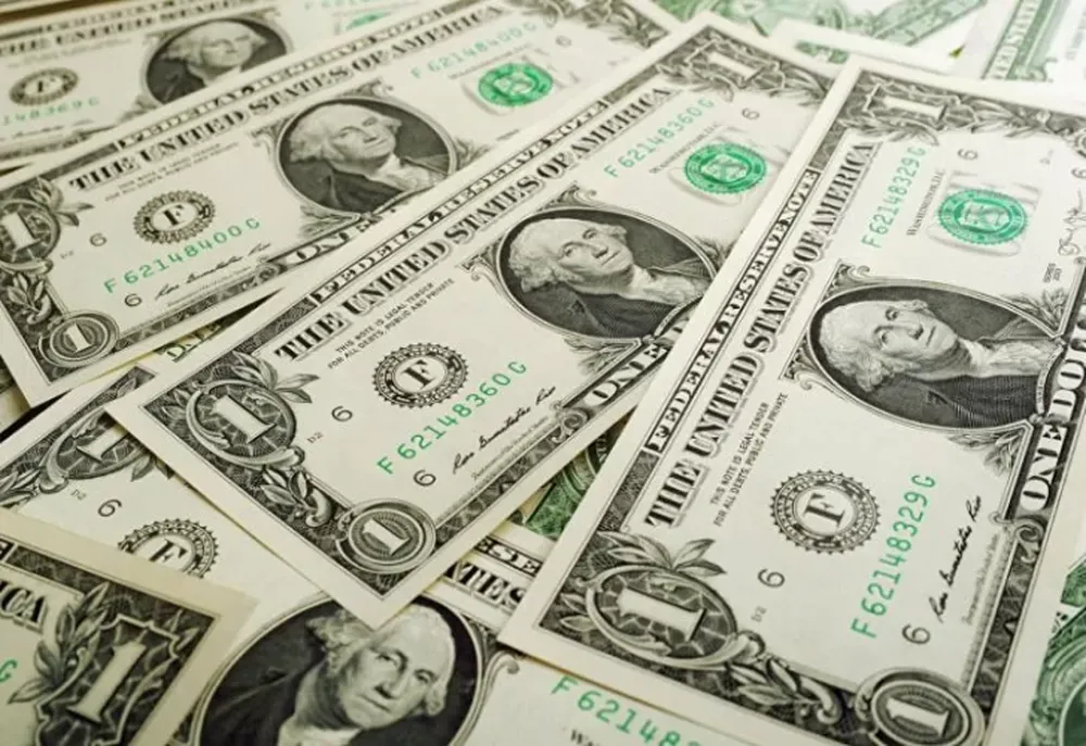 El dólar blue se mantiene en su máximo anual