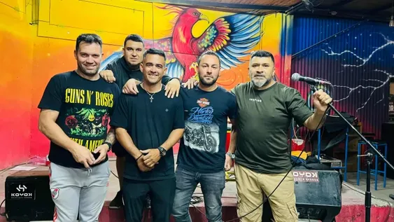 Algunos de los integrantes de la banda que la Rock & Pop formó para la fiesta aniversario en la provincia