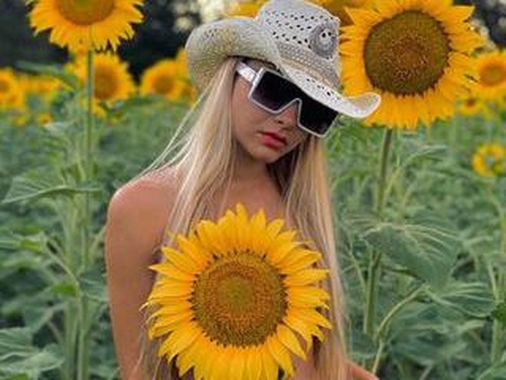 Flor Arroyo, la “agrobarbie” que fusiona campo y moda en las redes
