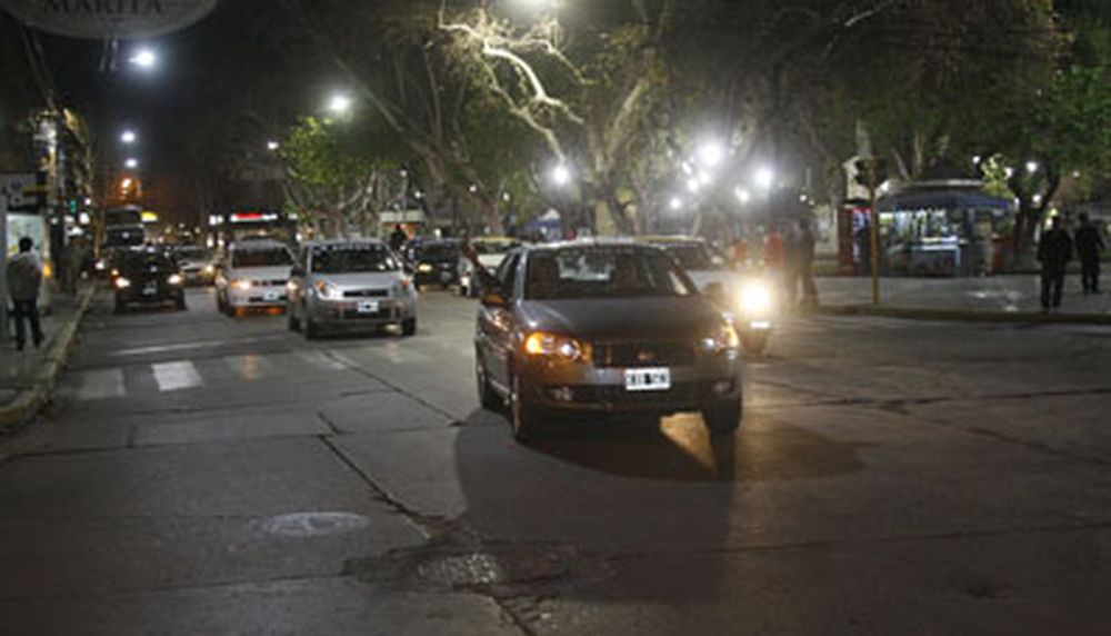 Remiseros volvieron a manifestarse en el microcentro sanjuanino