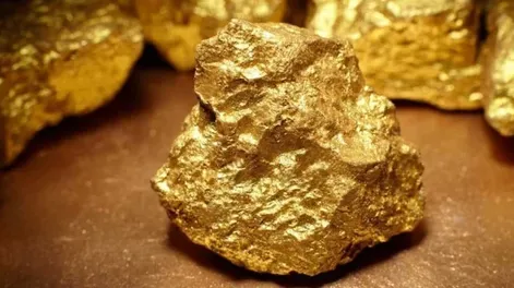 El oro aceleró marcha alcista y quedó a un paso de su récord histórico