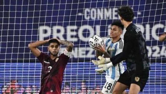 Empate en el cierre con polémico final