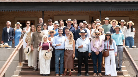 Empresarios de Mendoza y San Juan compartieron un encuentro en la finca y bodega La Florita.