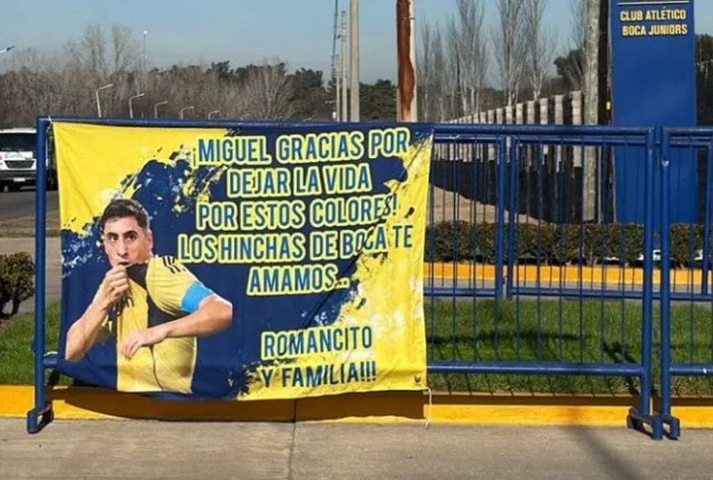 EL “TRAPO” lo hizo la familia de Romancito, un fana del punta uruguayo.