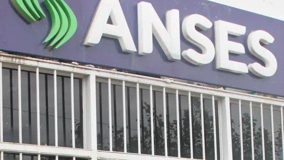 ANSES: jubilados, pensionados, IFE, Embarazo y Desempleo que cobrarán este viernes 22