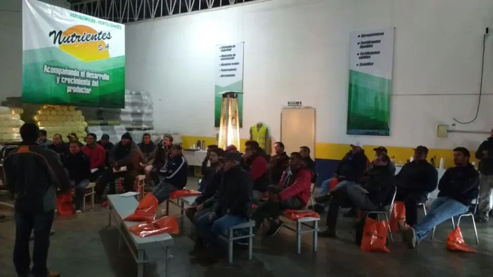 Agua superficial y subterránea como un solo recurso público