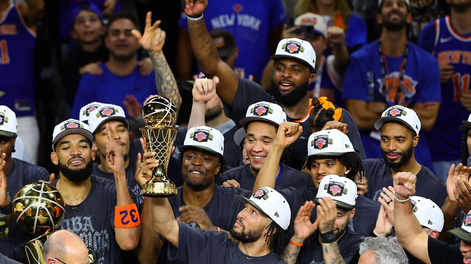 New York Knicksremontó otro épico partido ante San Antonio Spurs y salió campeón de la NBAtras 53 años