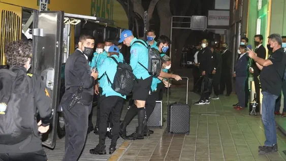 Brasil logró sortear el viento y se instaló en el centro capitalino