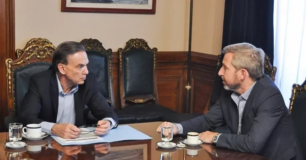 Frigerio y Pichetto diagramaron la agenda de sesiones extraordinarias en el Senado