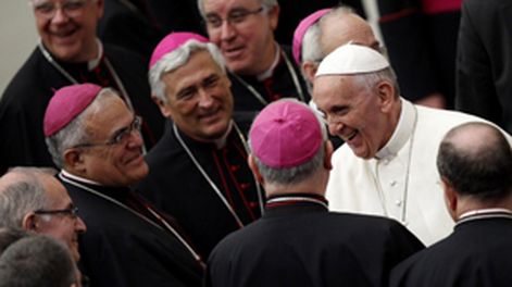 Histórico: Francisco quiere abrir la puerta a las mujeres para ser diáconos