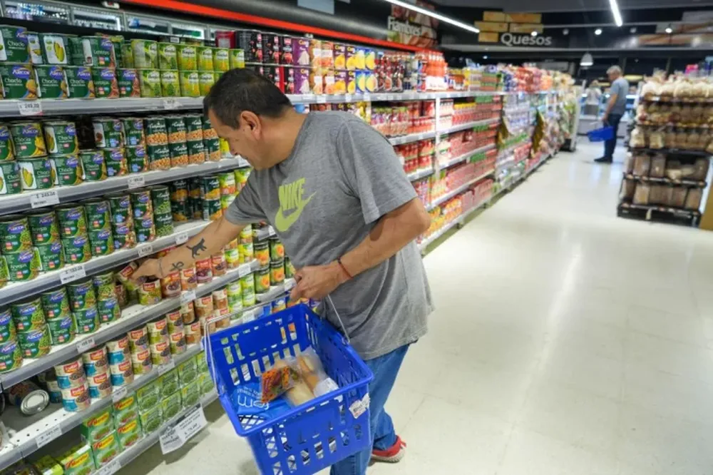 Las consultoras anticiparon que la inflación se aceleró en marzo y estiman que sea del 7%