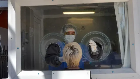 Ya hay particulares y empresas que pagan por los hisopados en el hospital Rawson