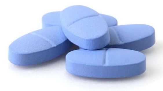 Pintaba de azul el Paracetamol para venderlo como Viagra