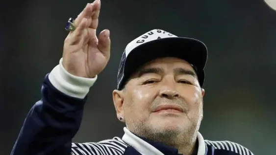 Hoy comienza a reunirse la Junta Médica de 20 expertos para determinar cómo murió Maradona