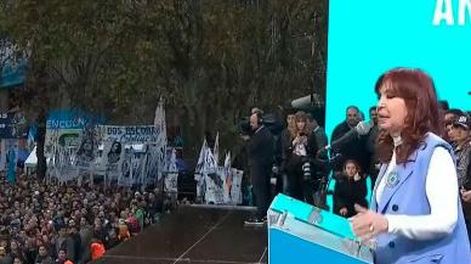 Fiscal pide enviar a juicio a acusados por ataque a CFK