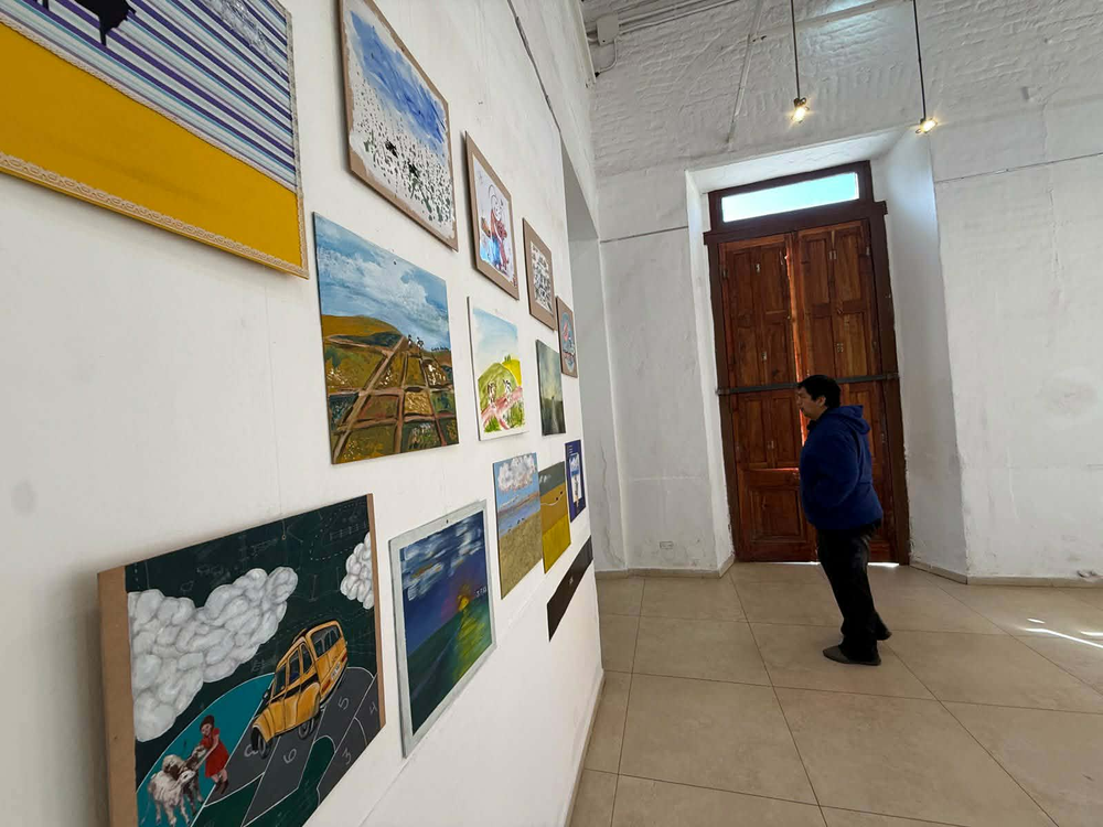 Algunas de las obras con las que los artistas ilustraron el cuento infantil de Marcelo Uliarte