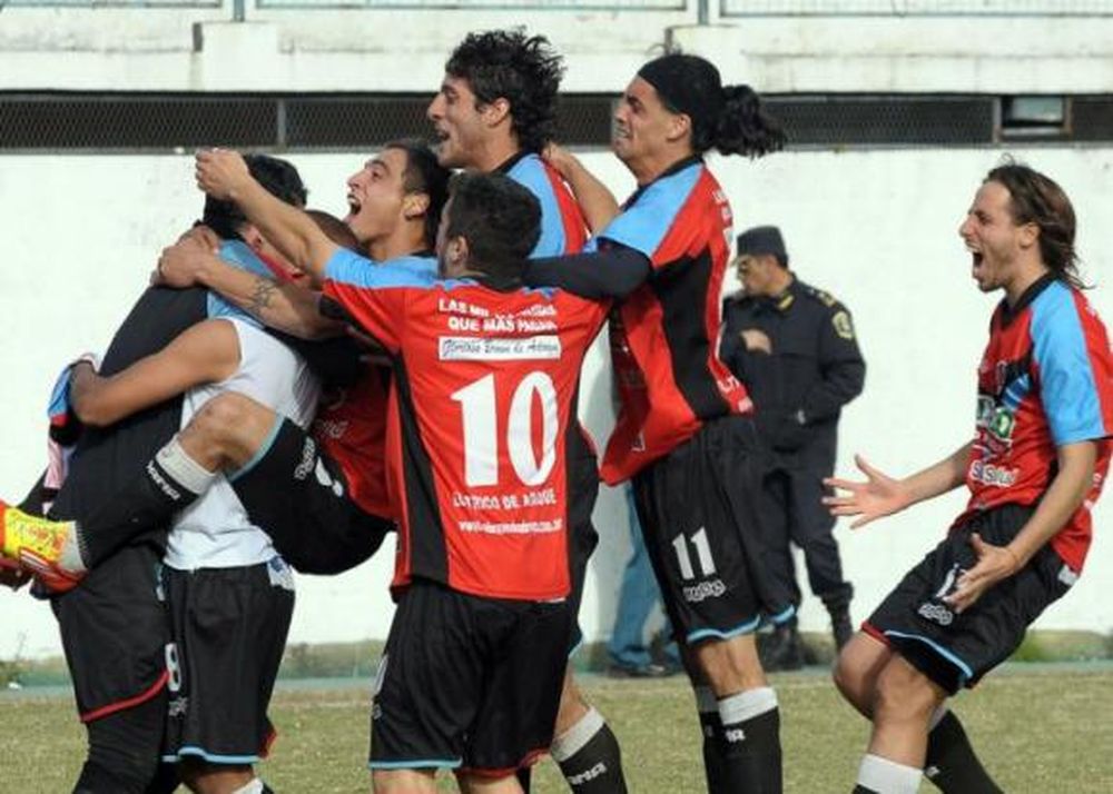 Brown de Adrogué es de la B Nacional