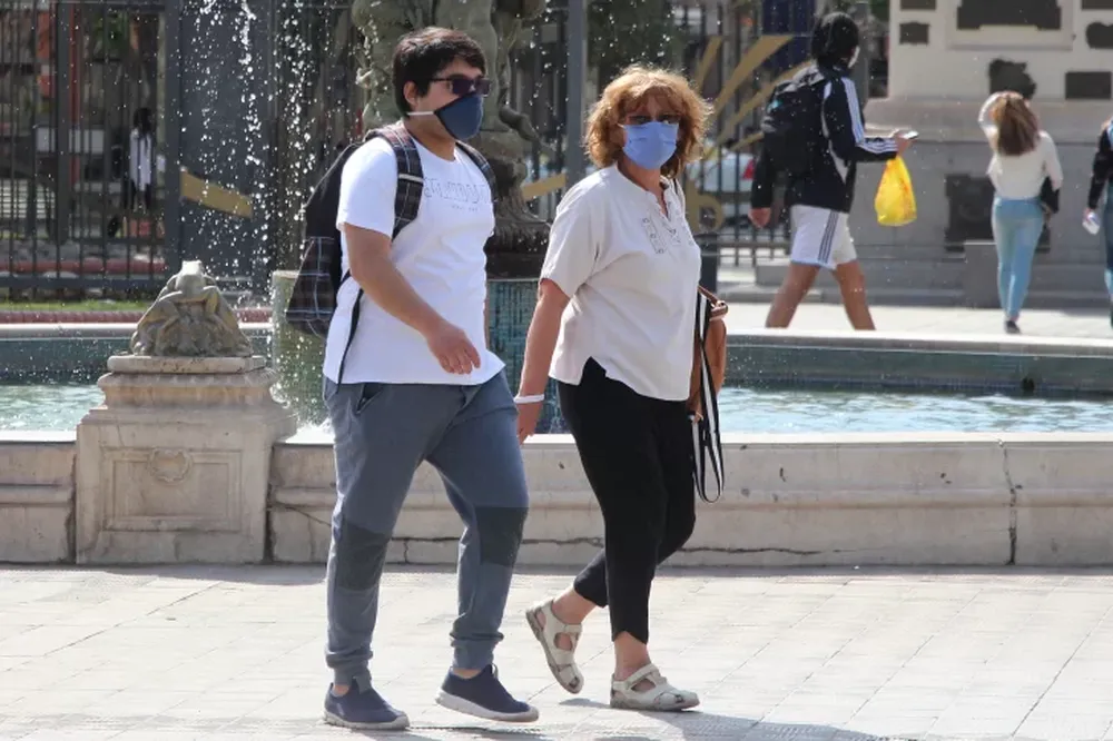 Viernes con máxima de 33 grados y posibles tormentas por la noche