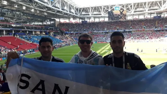 Los 3 agrimensores sanjuaninos que dejaron la garganta alentando a Messi y compañía