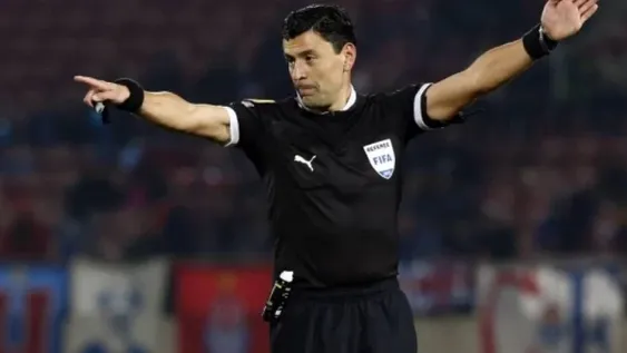 Cómo les fue a River y a Boca con el chileno Tobar