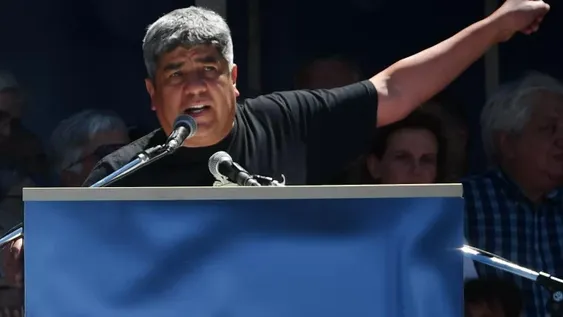 Denunciaron a Pablo Moyano porque dijo tirar al Riachuelo al ministro Luis Caputo