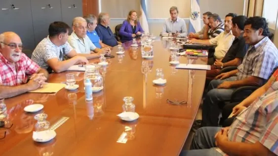 Hoy el Gobierno le hará la primera propuesta salarial a los estatales