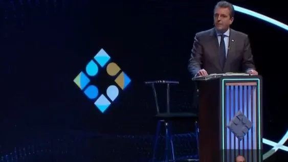 Massa y Milei, cara a cara buscando el voto de los indecisos a 7 días del balotaje