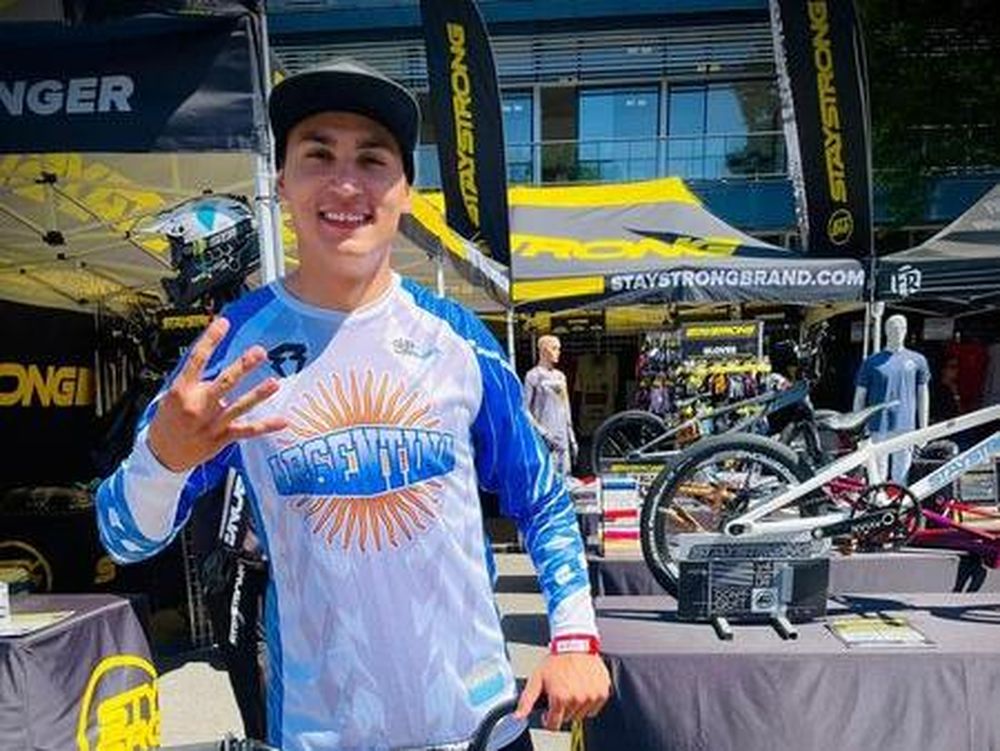 El Chalo Molina hizo historia en el BMX mundial