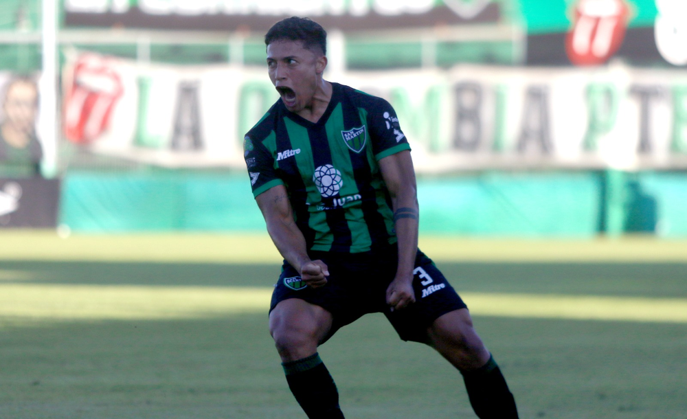 Hernán Zuliani celebrando su gol para el triunfo de San Martín.