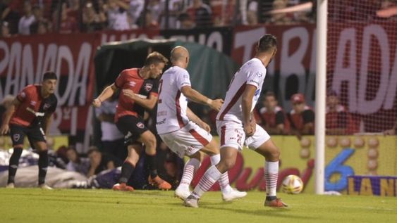 Newell’s volvió a festejar un triunfo al golear 3 a 1 a Huracán