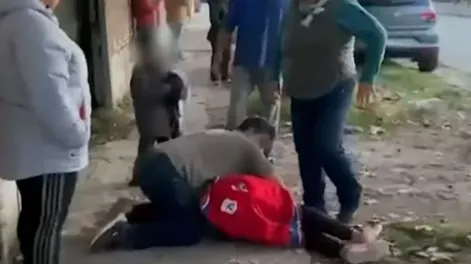 Detuvieron a un hombre que había salido a robar junto a su hijo de 7 años