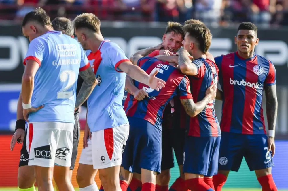San Lorenzo sumó un ajustado triunfo en el debut de la Liga Profesional