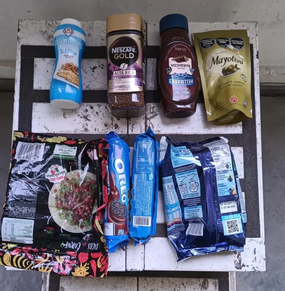 Robaron en un conocido mayorista y los atraparon: tenían entre la ropa desde manteca hasta una tira de asado