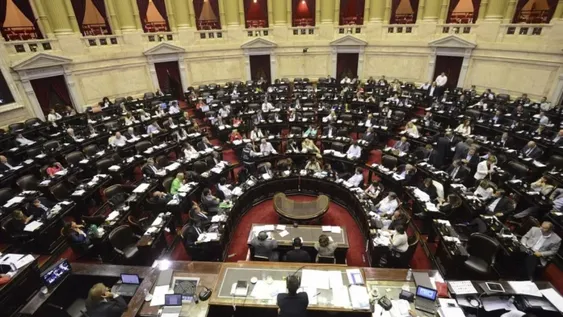 La oposición en Diputados pidió una sesión especial para derogar la suba del gas