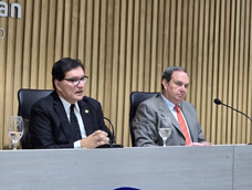 Daniel Olivares Yapur y Guillermo Baigorrí.-