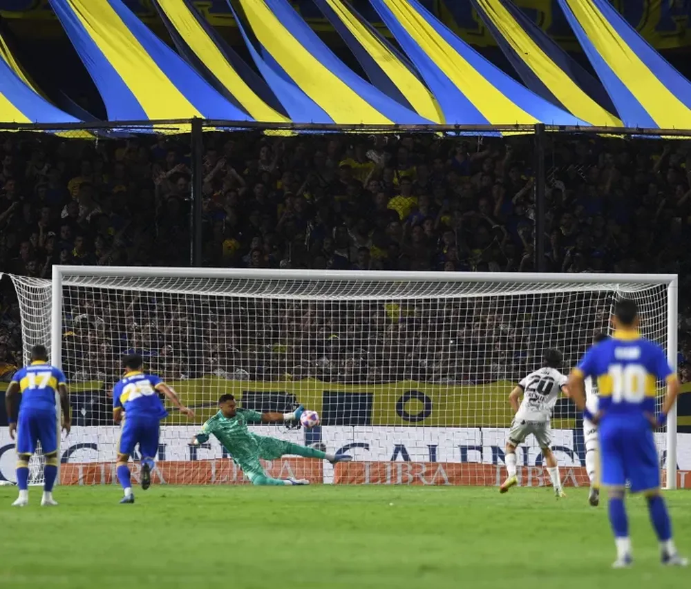 Boca, en una noche con sombras