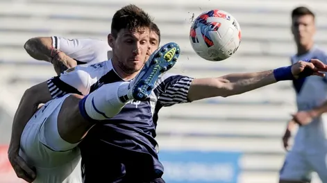 Gimnasia rescató un empate ante Vélez que lo alejó de la punta