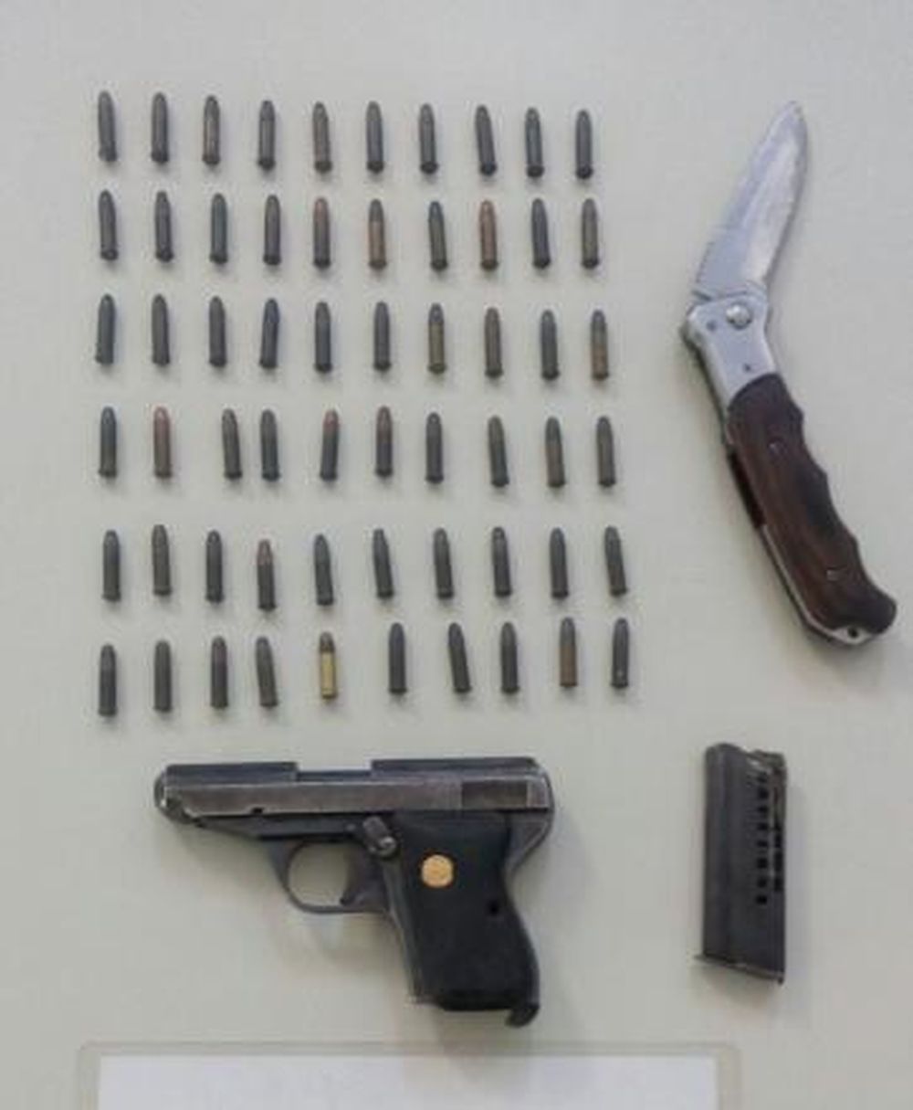 Cayó con una pistola y 60 balas