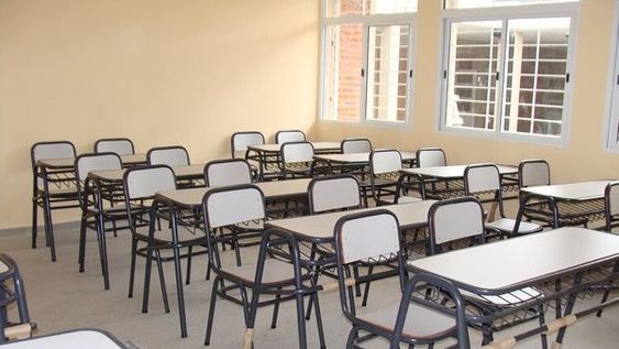 El polémico cuestionario con contenido sexual por el que un profesor fue apartado de su cargo