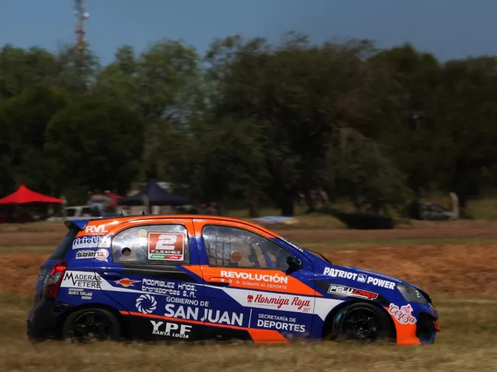 Los Leánez buscarán remontar en la primera carrera de la temporada de la C2