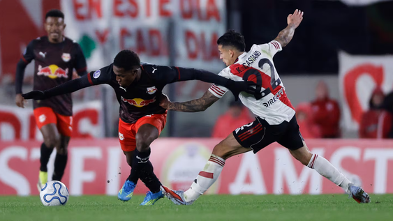 El empate de River ante Bragantino postergó la clasificación a Octavos del Millonario.&nbsp;